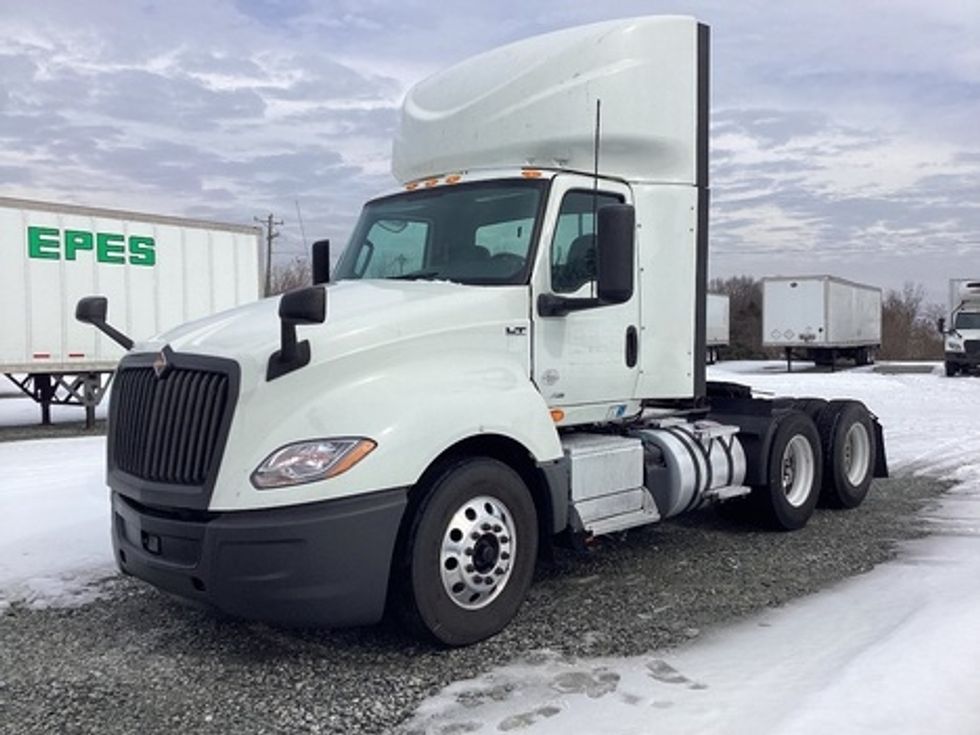 Day Cab Tractor-Heavy Duty Tractors-International-2020-LT625-Greensboro-NC-378,421\n\t\tmiles-$ 38,250 - Image 1