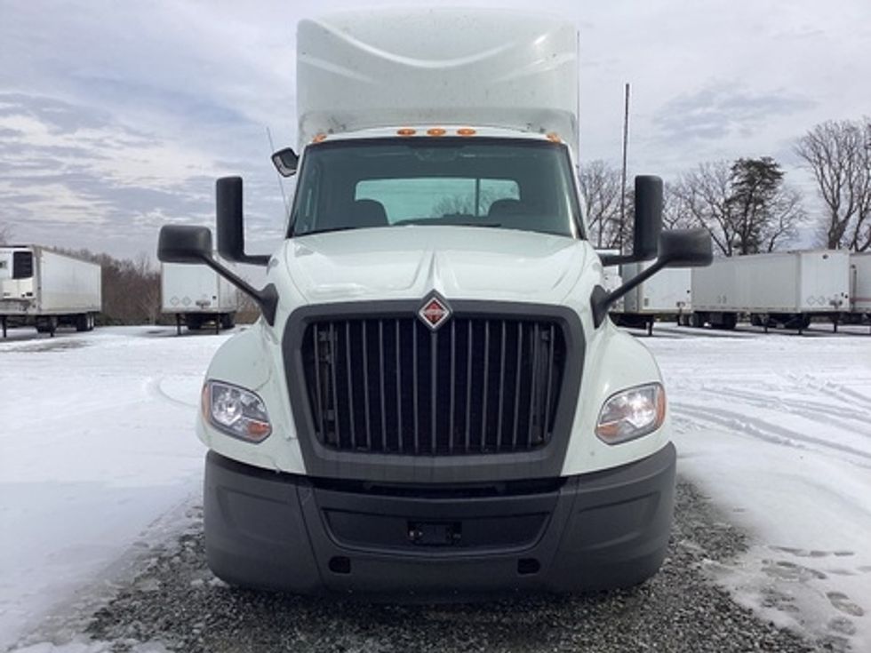Day Cab Tractor-Heavy Duty Tractors-International-2020-LT625-Greensboro-NC-378,421\n\t\tmiles-$ 38,250 - Image 2