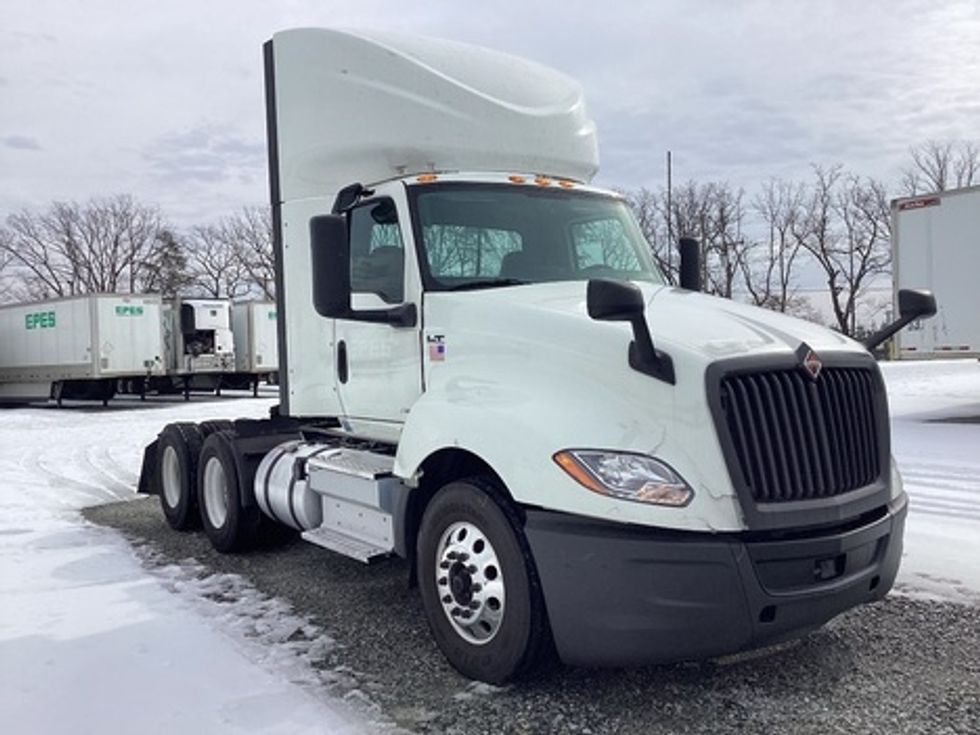 Day Cab Tractor-Heavy Duty Tractors-International-2020-LT625-Greensboro-NC-378,421\n\t\tmiles-$ 38,250 - Image 3