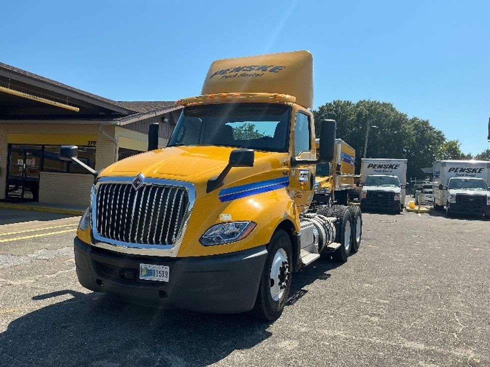 Day Cab Tractor-Heavy Duty Tractors-International-2020-LT625-Gulfport-MS-384,454\n\t\tmiles-$ 28,000 - Image 3