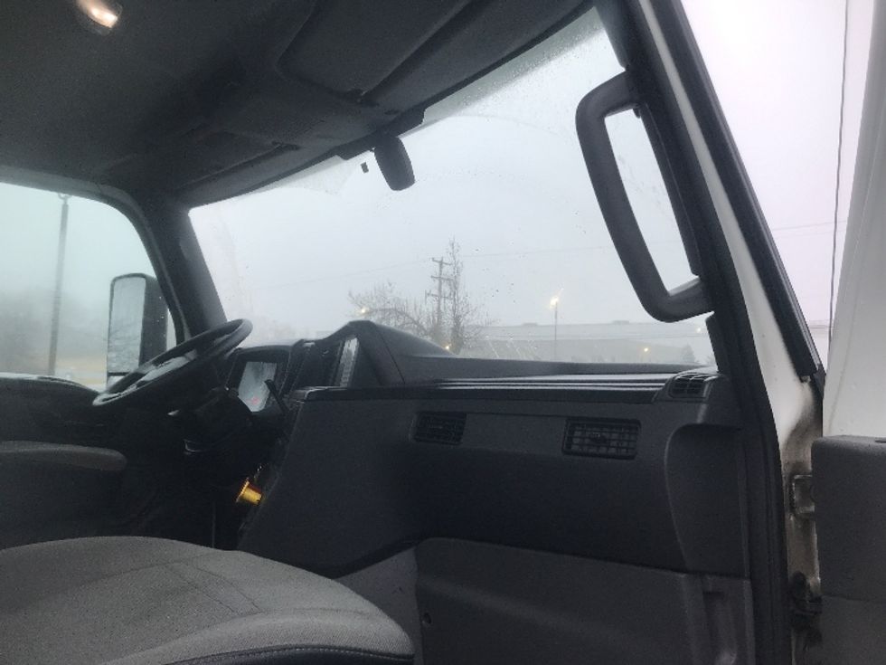 Day Cab Tractor-Heavy Duty Tractors-International-2020-LT625-Harrisburg-PA-332,492\n\t\tmiles-$ 29,250 - Image 13