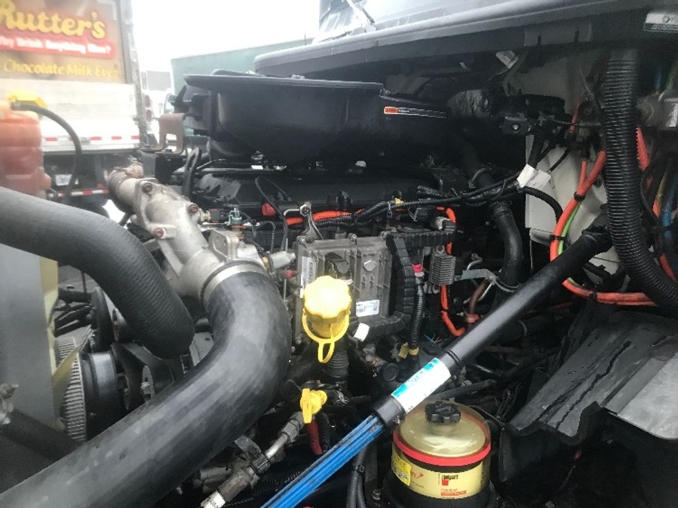 Day Cab Tractor-Heavy Duty Tractors-International-2020-LT625-Harrisburg-PA-332,492\n\t\tmiles-$ 29,250 - Image 16