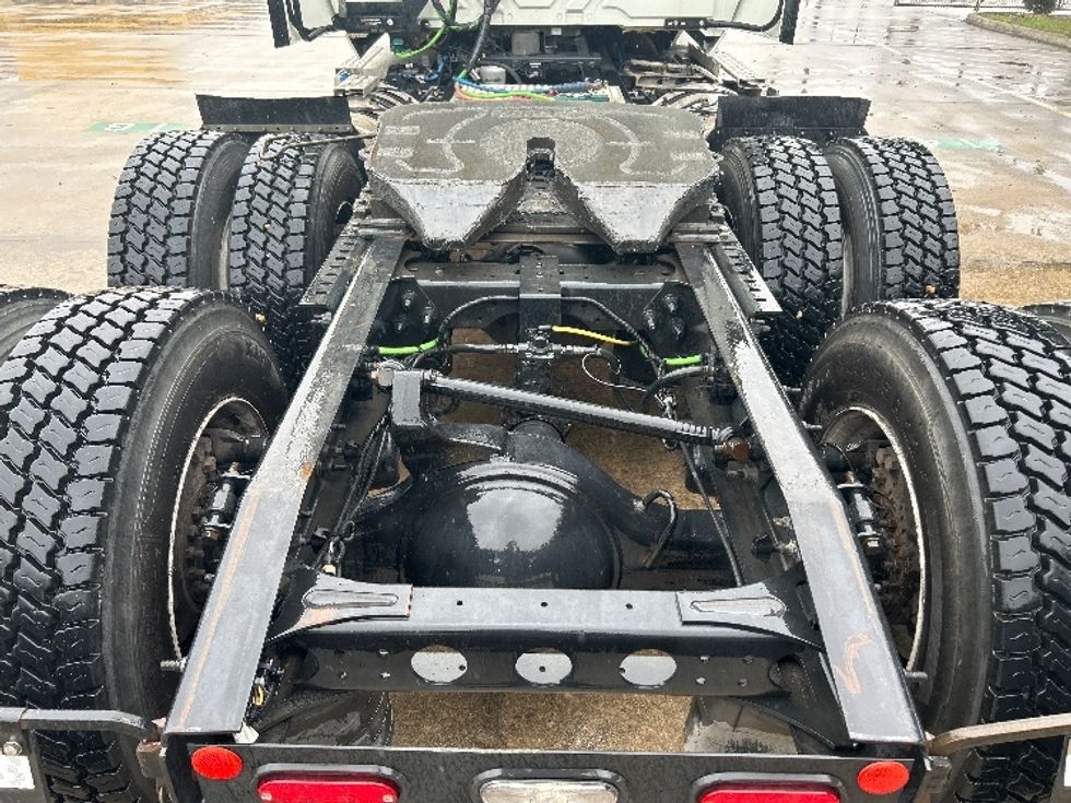 Day Cab Tractor-Heavy Duty Tractors-International-2020-LT625-Houston-TX-149,573\n\t\tmiles-$ 33,000 - Image 6