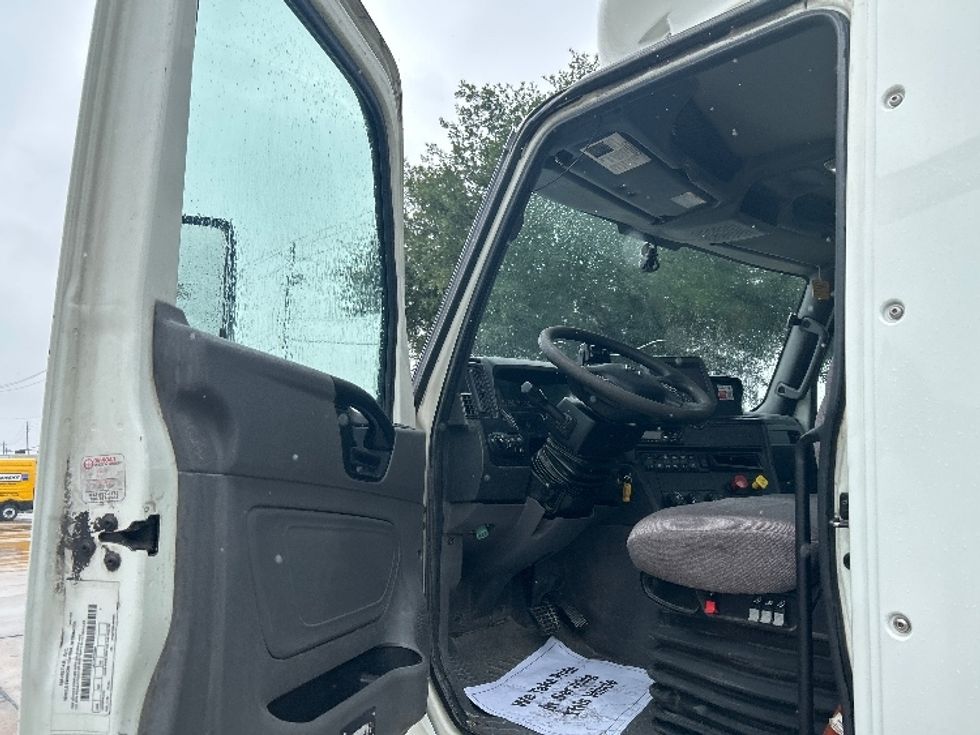 Day Cab Tractor-Heavy Duty Tractors-International-2020-LT625-Houston-TX-149,573\n\t\tmiles-$ 33,000 - Image 9