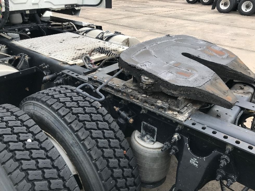 Day Cab Tractor-Heavy Duty Tractors-International-2020-LT625-Houston-TX-319,937\n\t\tmiles-$ 29,500 - Image 17