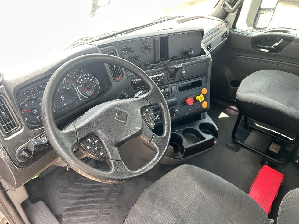 Day Cab Tractor-Heavy Duty Tractors-International-2020-LT625-Houston-TX-537,090\n\t\tmiles-$ 24,750 - Image 10