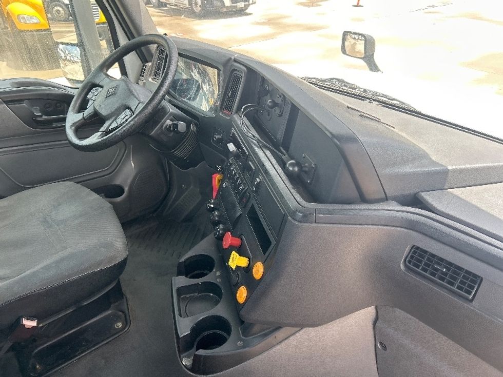 Day Cab Tractor-Heavy Duty Tractors-International-2020-LT625-Houston-TX-537,090\n\t\tmiles-$ 24,750 - Image 14