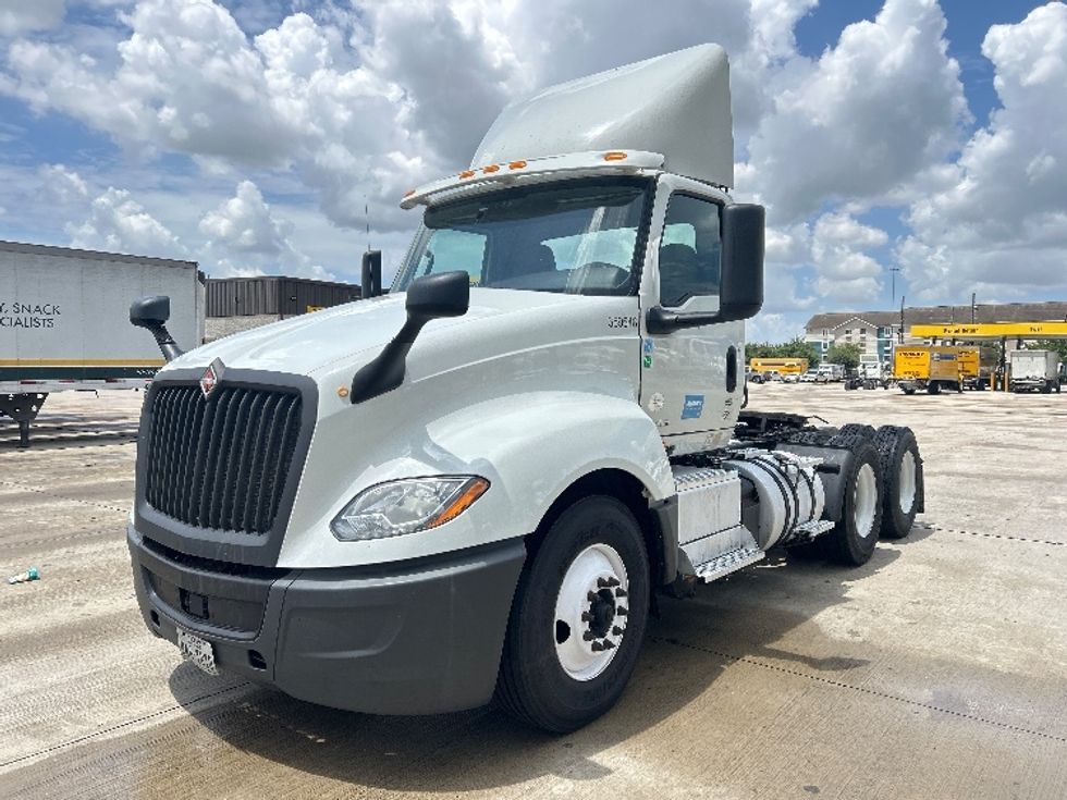 Day Cab Tractor-Heavy Duty Tractors-International-2020-LT625-Houston-TX-537,090\n\t\tmiles-$ 24,750 - Image 3