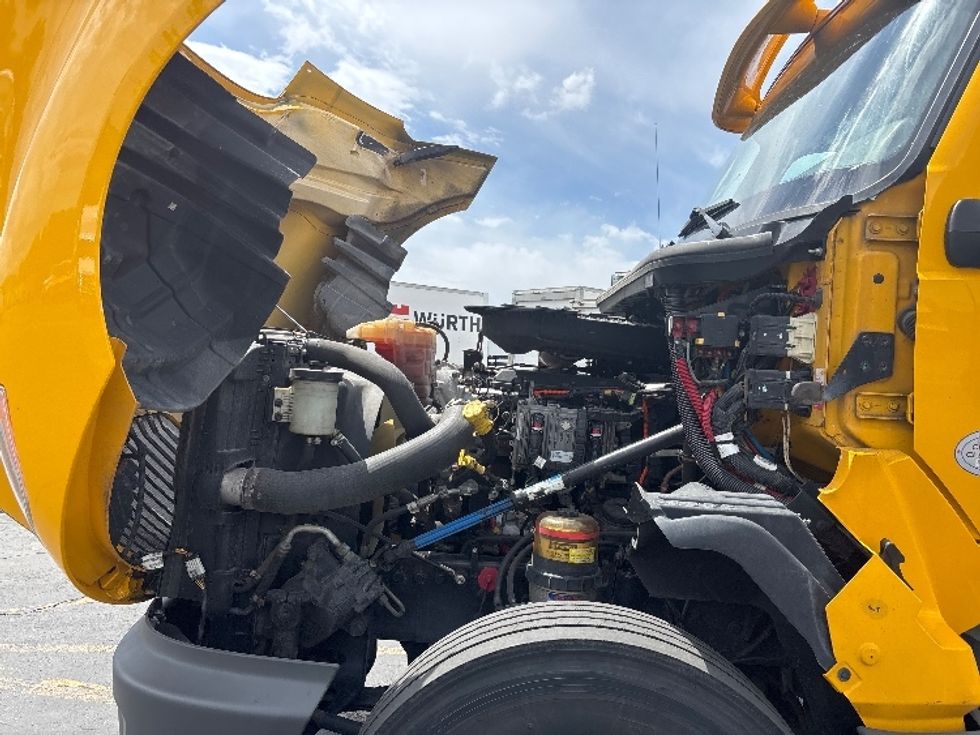 Day Cab Tractor-Heavy Duty Tractors-International-2020-LT625-Idaho Falls-ID-252,354\n\t\tmiles-$ 29,250 - Image 16