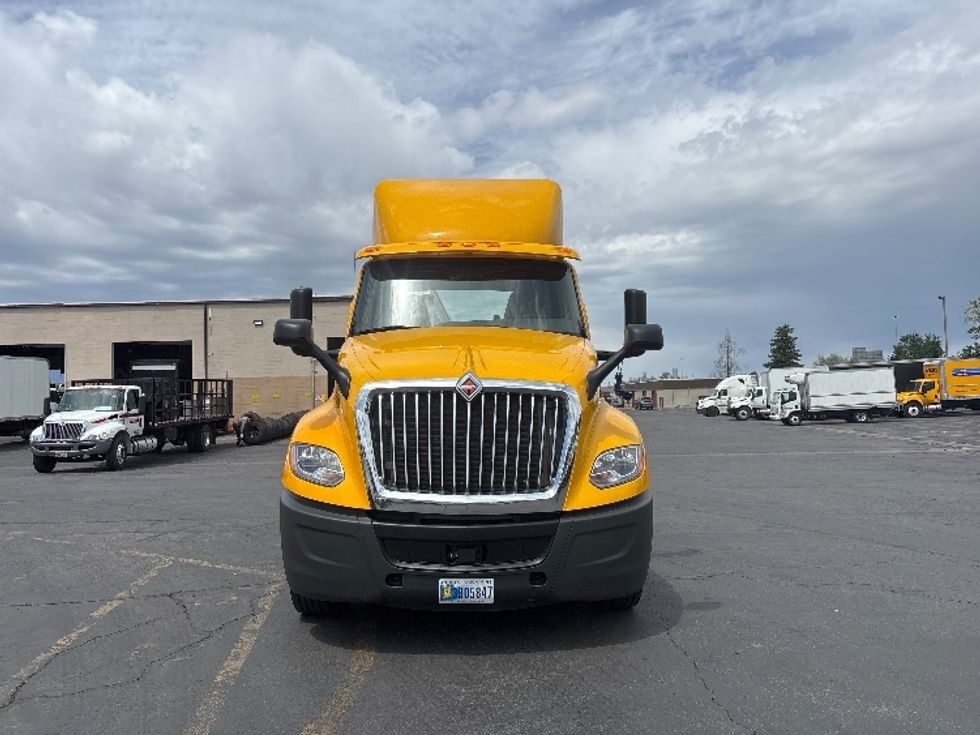 Day Cab Tractor-Heavy Duty Tractors-International-2020-LT625-Idaho Falls-ID-252,354\n\t\tmiles-$ 29,250 - Image 2