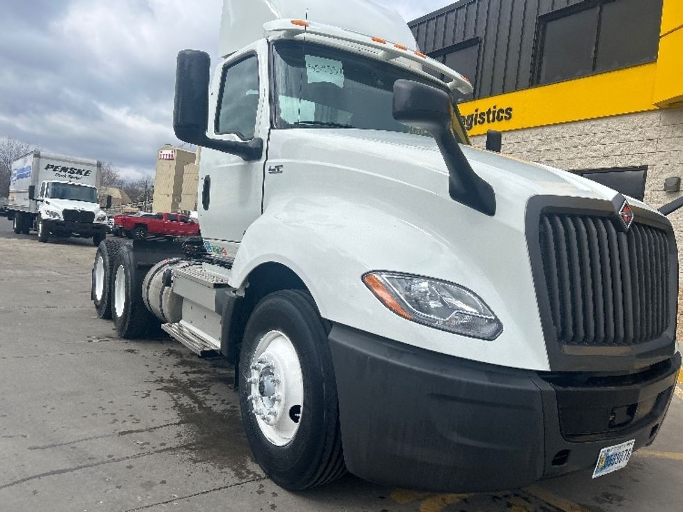 Day Cab Tractor-Heavy Duty Tractors-International-2020-LT625-Indianapolis-IN-314,125\n\t\tmiles-$ 30,250 - Image 1