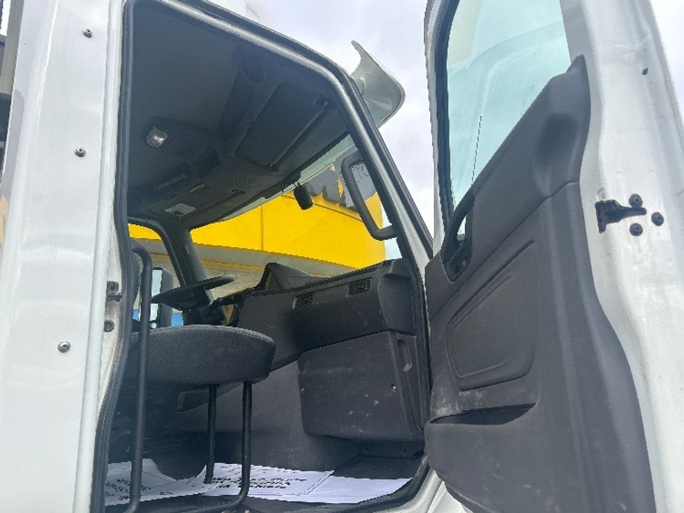 Day Cab Tractor-Heavy Duty Tractors-International-2020-LT625-Indianapolis-IN-314,125\n\t\tmiles-$ 30,250 - Image 12