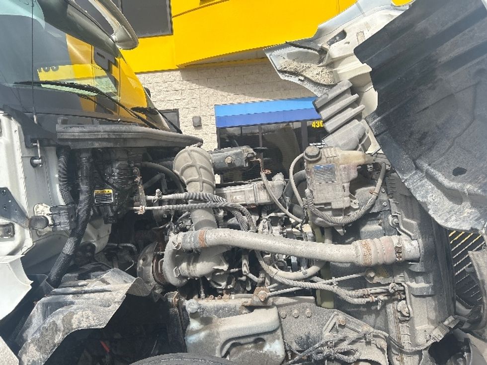 Day Cab Tractor-Heavy Duty Tractors-International-2020-LT625-Indianapolis-IN-314,125\n\t\tmiles-$ 30,250 - Image 15