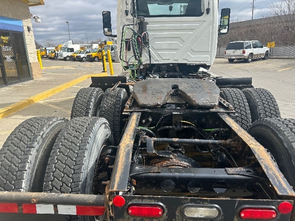 Day Cab Tractor-Heavy Duty Tractors-International-2020-LT625-Indianapolis-IN-314,125\n\t\tmiles-$ 30,250 - Image 6