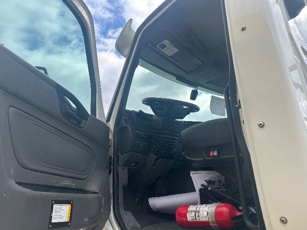 Day Cab Tractor-Heavy Duty Tractors-International-2020-LT625-Indianapolis-IN-314,125\n\t\tmiles-$ 30,250 - Image 9