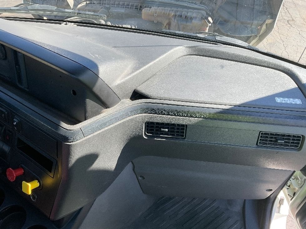 Day Cab Tractor-Heavy Duty Tractors-International-2020-LT625-Jessup-PA-464,161\n\t\tmiles-$ 25,750 - Image 13