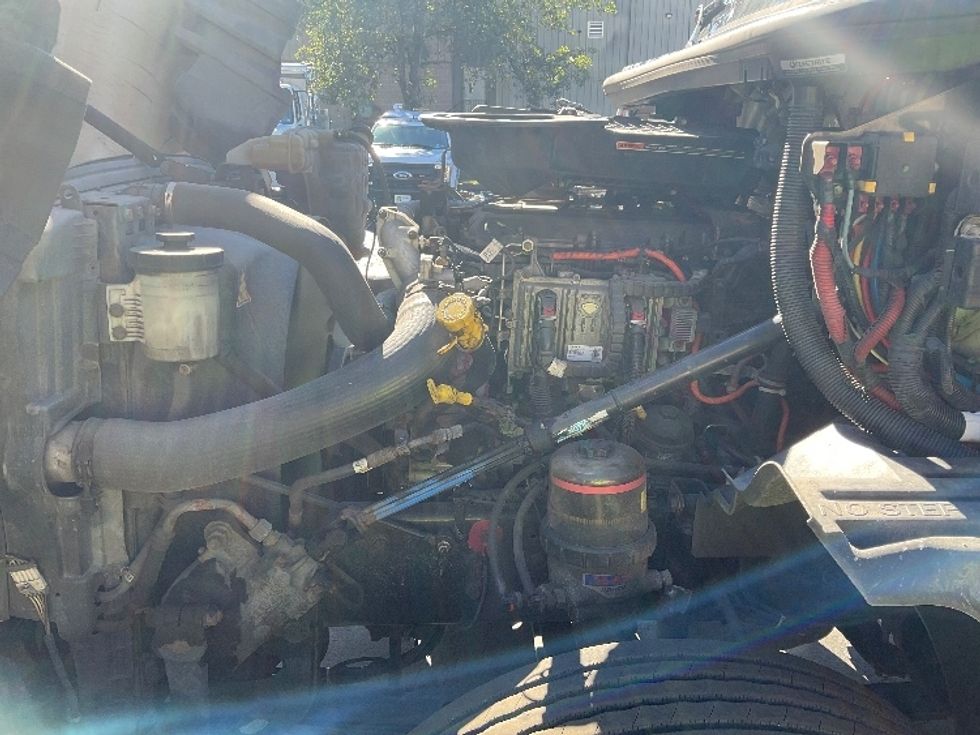 Day Cab Tractor-Heavy Duty Tractors-International-2020-LT625-Jessup-PA-464,161\n\t\tmiles-$ 25,750 - Image 16