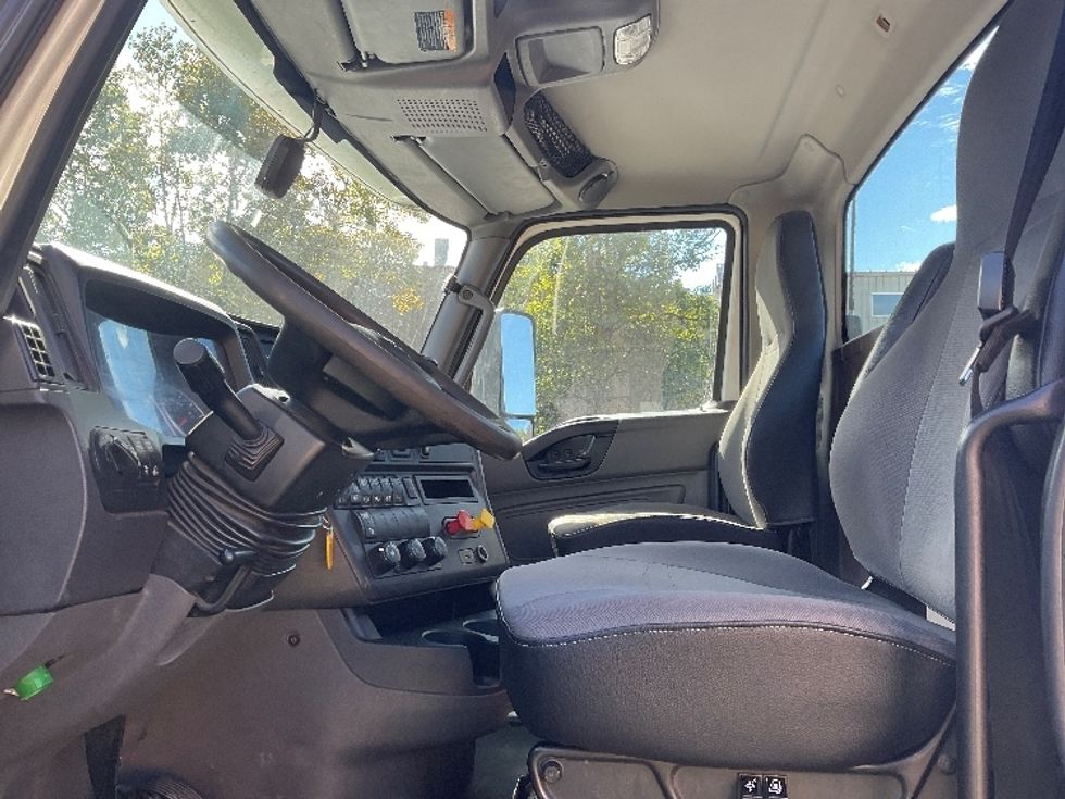 Day Cab Tractor-Heavy Duty Tractors-International-2020-LT625-Jessup-PA-468,288\n\t\tmiles-$ 25,750 - Image 10