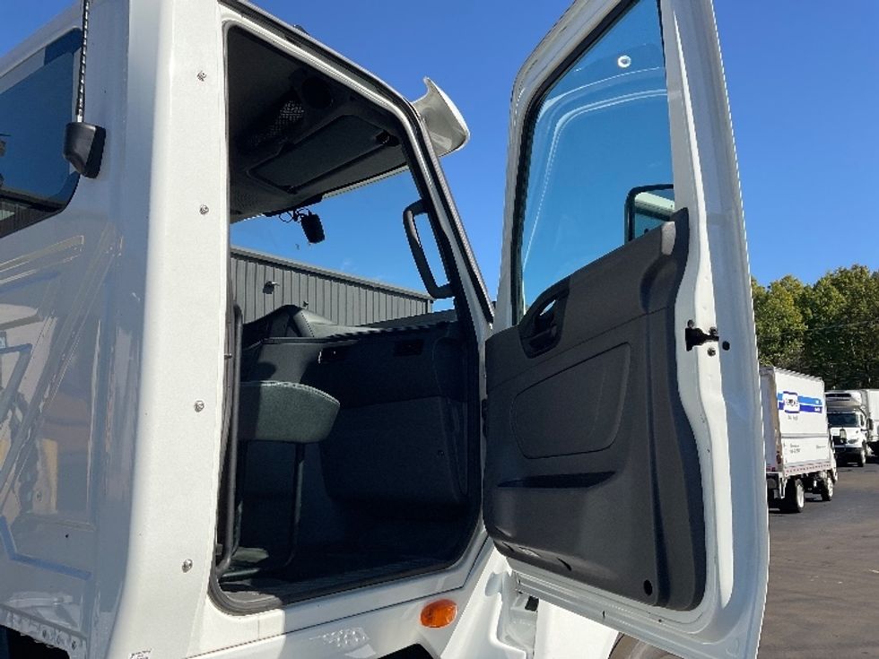 Day Cab Tractor-Heavy Duty Tractors-International-2020-LT625-Jessup-PA-492,951\n\t\tmiles-$ 24,250 - Image 12