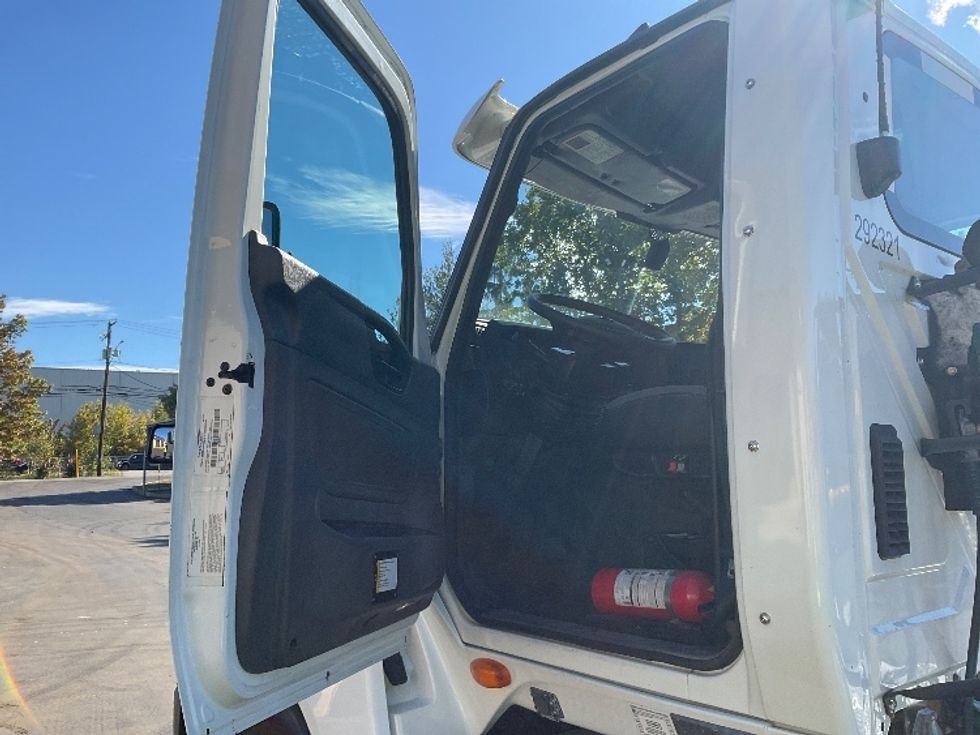 Day Cab Tractor-Heavy Duty Tractors-International-2020-LT625-Jessup-PA-492,951\n\t\tmiles-$ 24,250 - Image 9