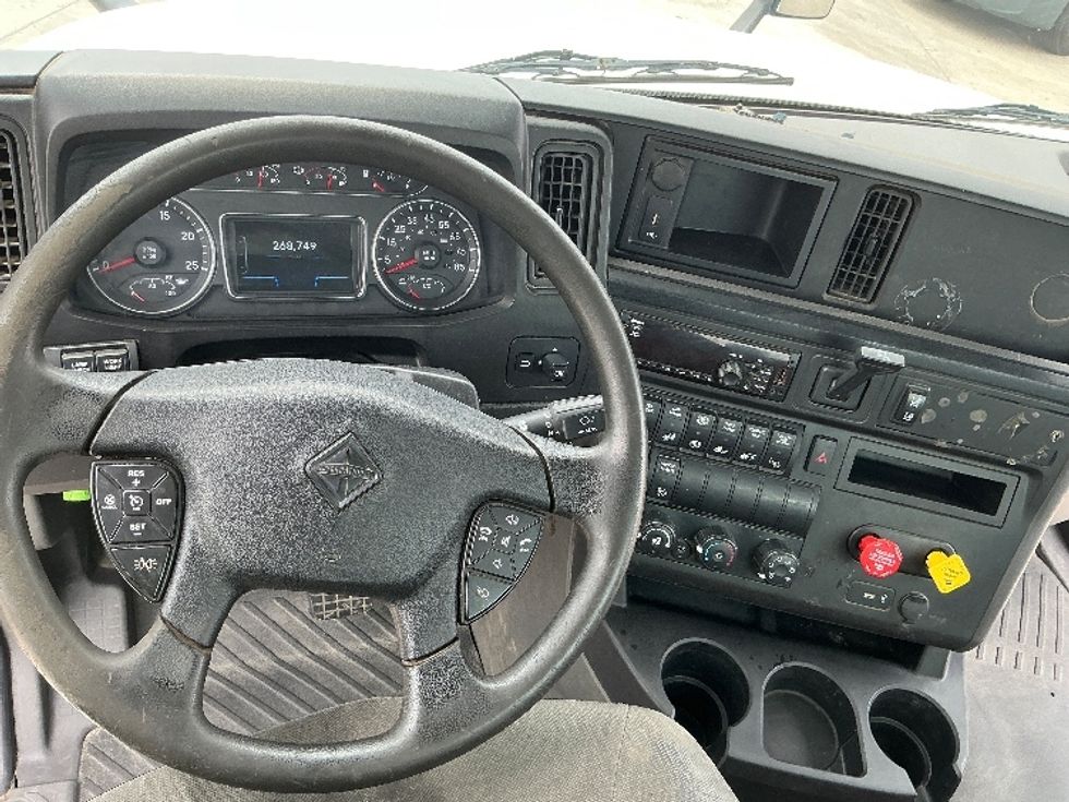 Day Cab Tractor-Heavy Duty Tractors-International-2020-LT625-Jurupa Valley-CA-286,479\n\t\tmiles-$ 34,000 - Image 11