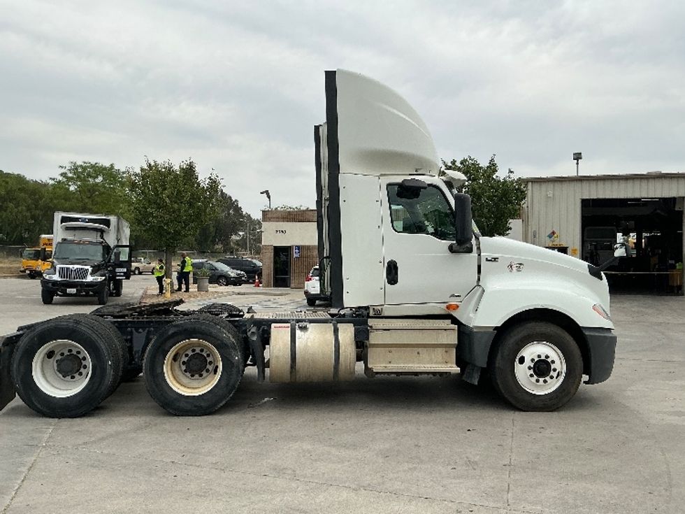Day Cab Tractor-Heavy Duty Tractors-International-2020-LT625-Jurupa Valley-CA-286,479\n\t\tmiles-$ 34,000 - Image 8