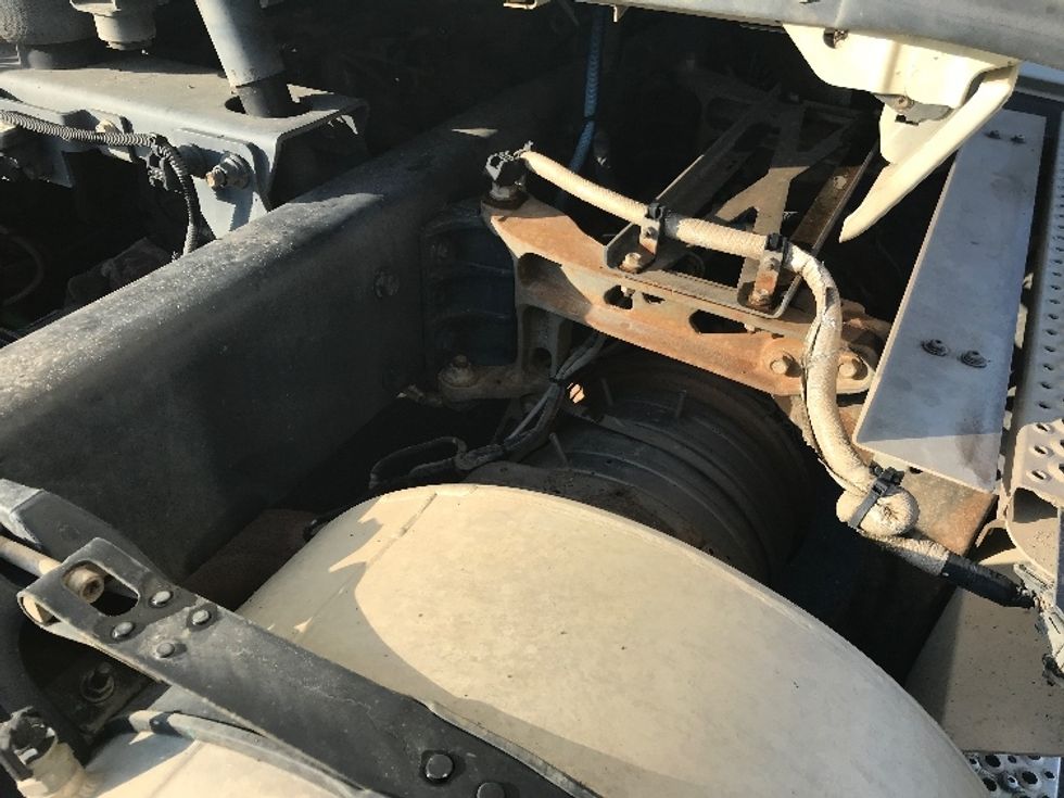 Day Cab Tractor-Heavy Duty Tractors-International-2020-LT625-Jurupa Valley-CA-303,991\n\t\tmiles-$ 33,000 - Image 21