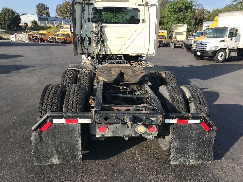 2020 International LT625 LT photo 6