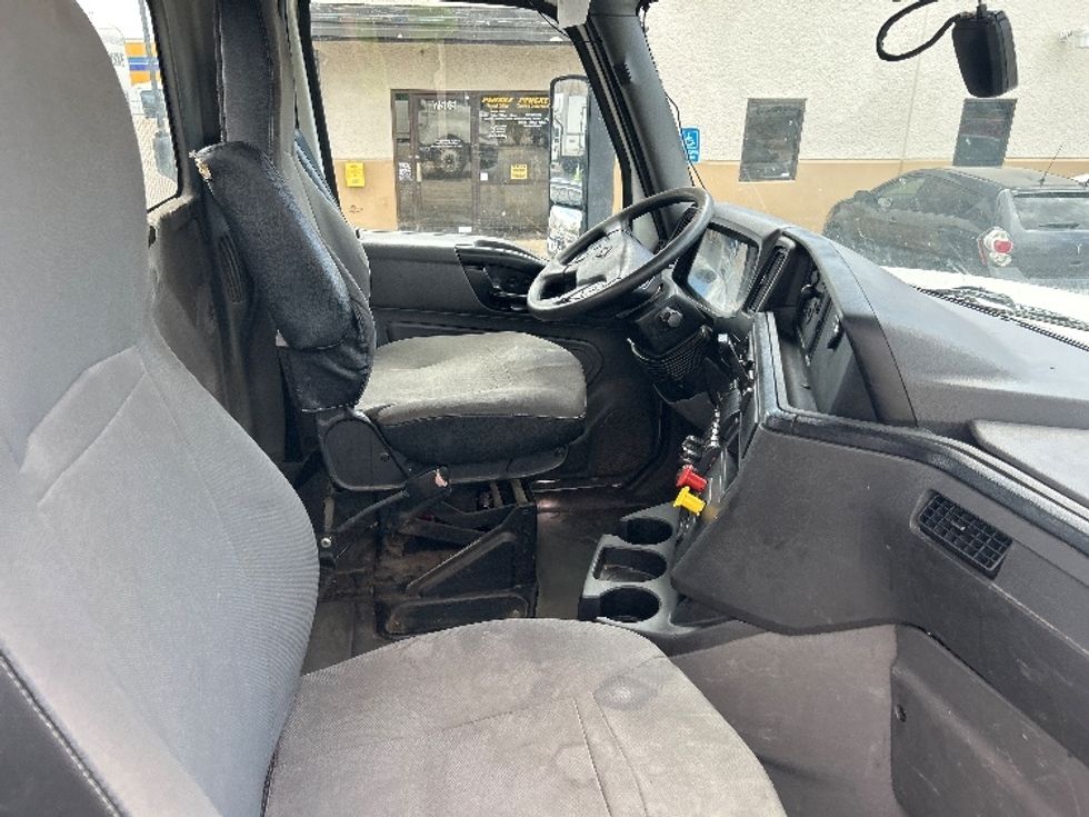 Day Cab Tractor-Heavy Duty Tractors-International-2020-LT625-Katy-TX-239,557\n\t\tmiles-$ 36,250 - Image 14