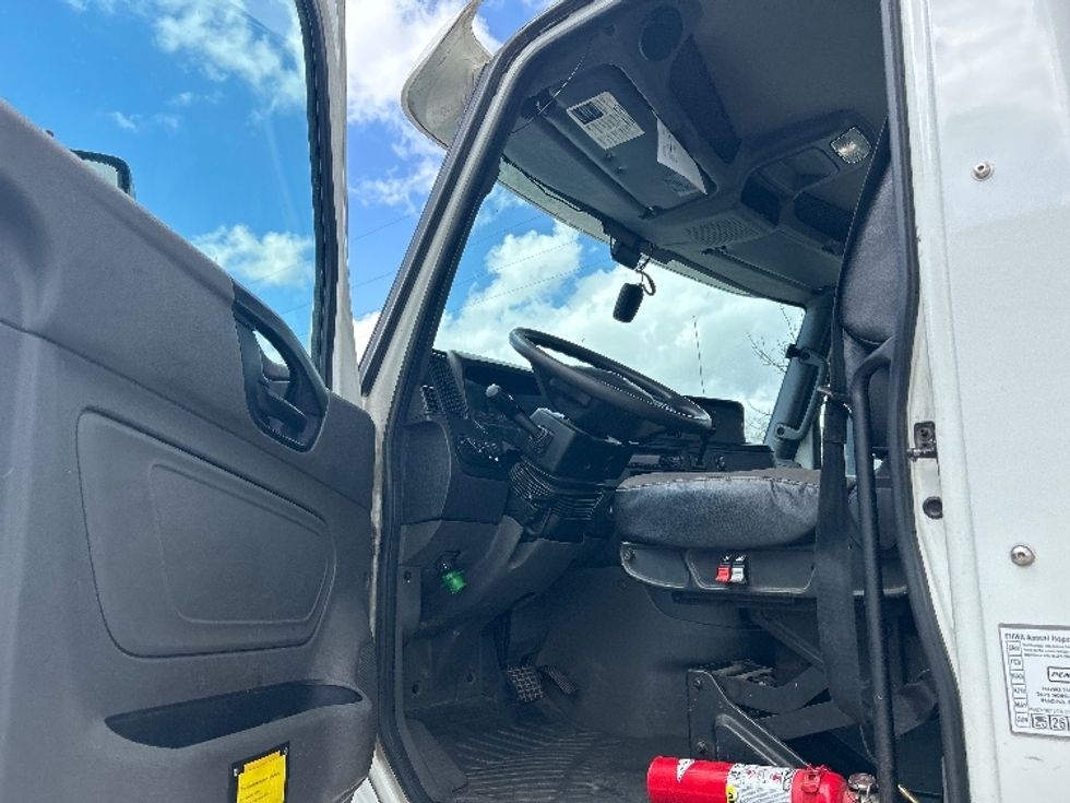 Day Cab Tractor-Heavy Duty Tractors-International-2020-LT625-Katy-TX-239,557\n\t\tmiles-$ 36,250 - Image 9