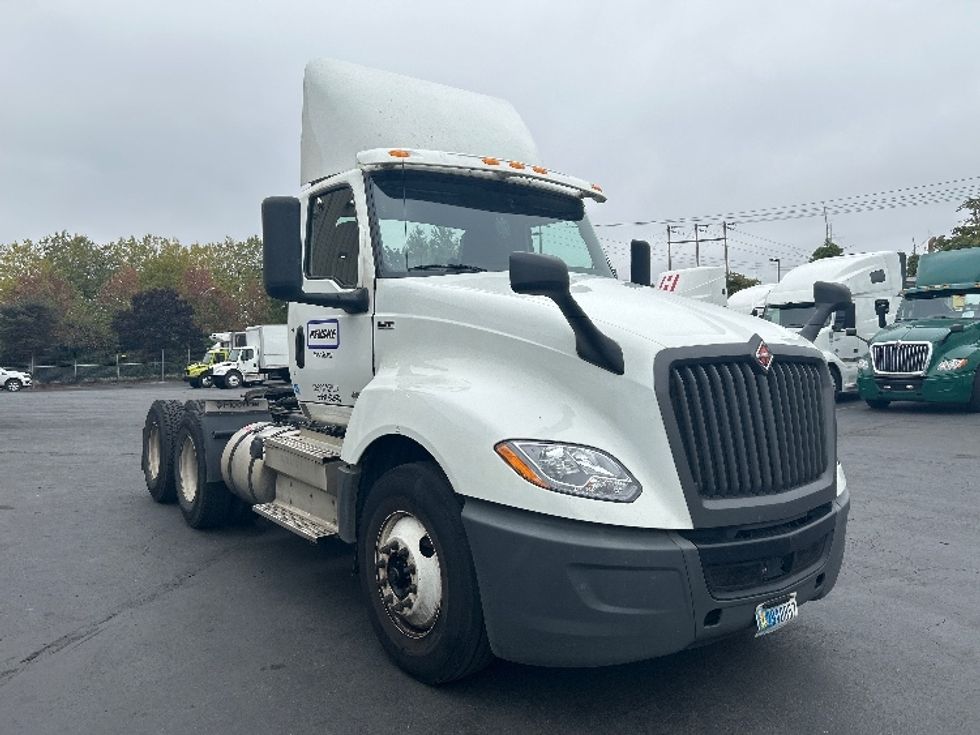Day Cab Tractor-Heavy Duty Tractors-International-2020-LT625-Kent-WA-238,316\n\t\tmiles-$ 37,250 - Image 1