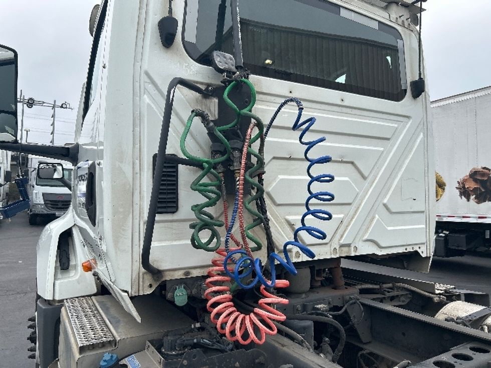 Day Cab Tractor-Heavy Duty Tractors-International-2020-LT625-Kent-WA-238,316\n\t\tmiles-$ 37,250 - Image 17