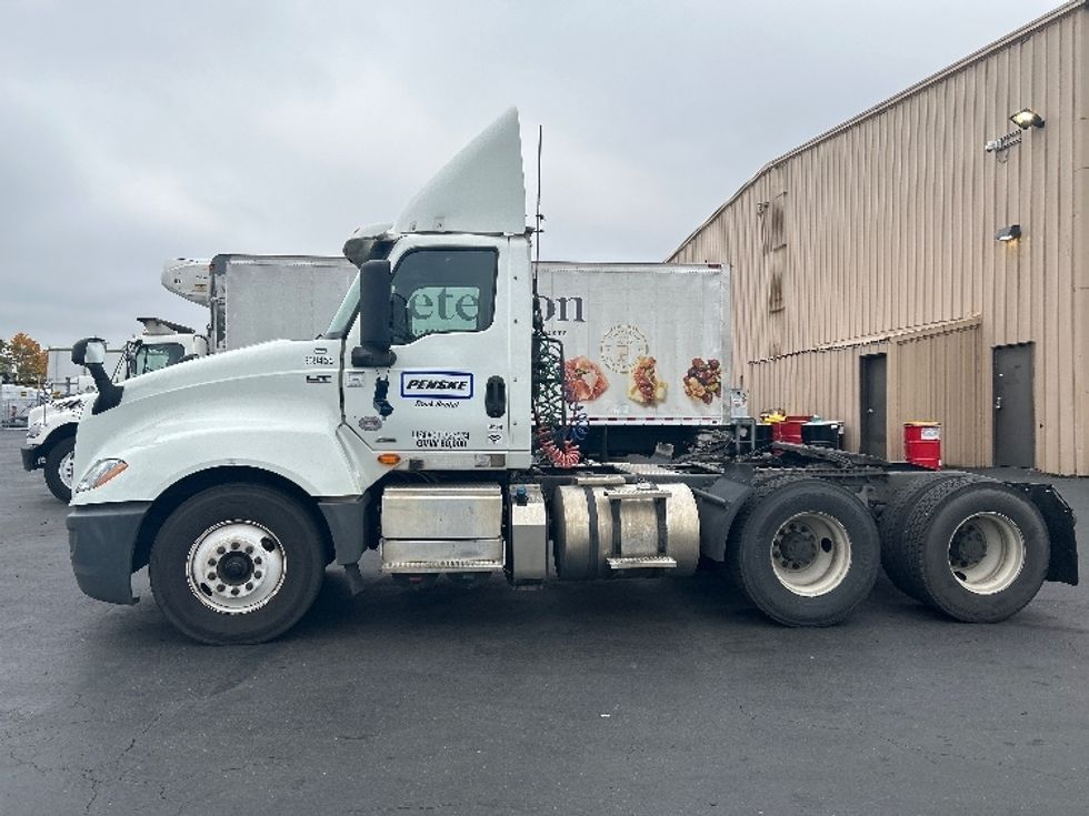 Day Cab Tractor-Heavy Duty Tractors-International-2020-LT625-Kent-WA-238,316\n\t\tmiles-$ 37,250 - Image 4