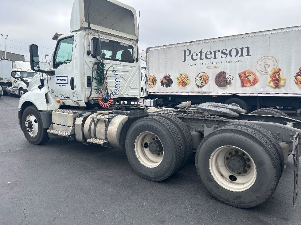 Day Cab Tractor-Heavy Duty Tractors-International-2020-LT625-Kent-WA-238,316\n\t\tmiles-$ 37,250 - Image 5
