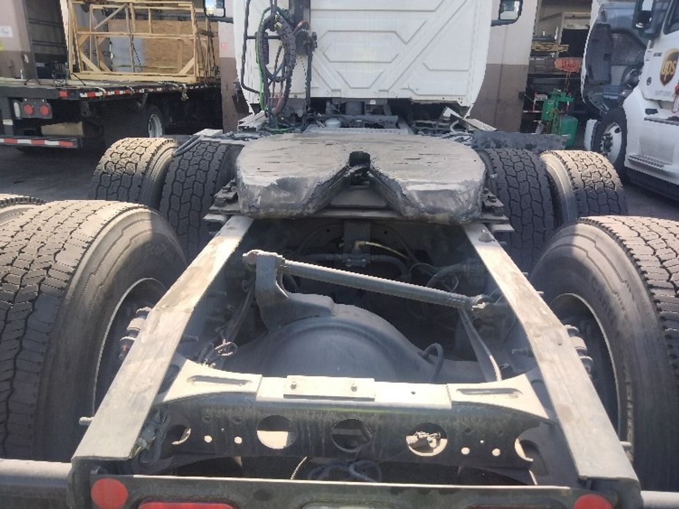 Day Cab Tractor-Heavy Duty Tractors-International-2020-LT625-La Mirada-CA-238,007\n\t\tmiles-$ 33,250 - Image 6