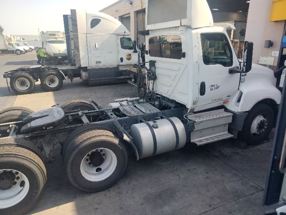 Day Cab Tractor-Heavy Duty Tractors-International-2020-LT625-La Mirada-CA-238,007\n\t\tmiles-$ 33,250 - Image 8