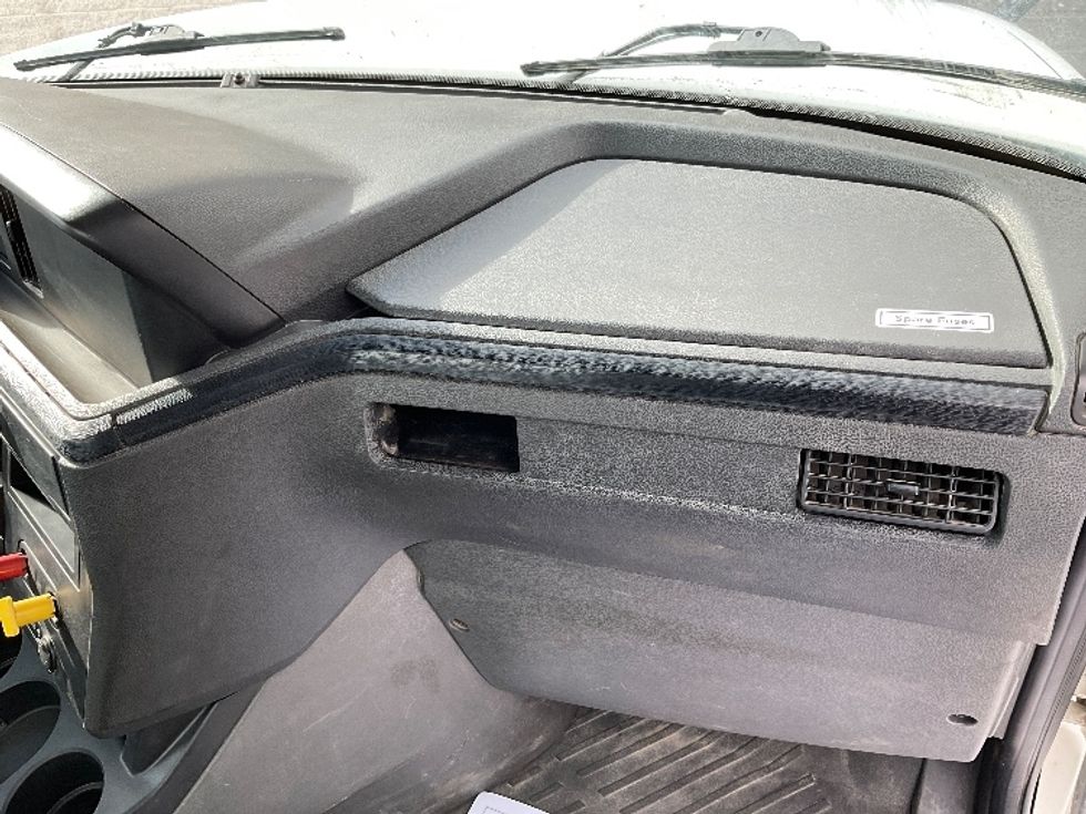 Day Cab Tractor-Heavy Duty Tractors-International-2020-LT625-La Porte-IN-337,594\n\t\tmiles-$ 32,750 - Image 13