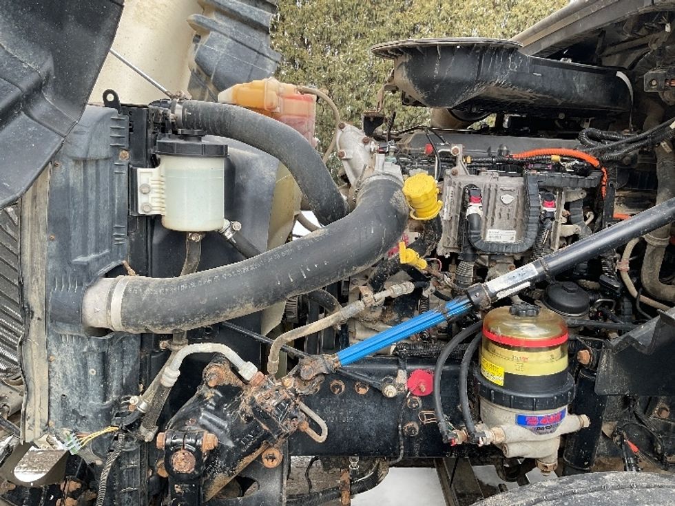 Day Cab Tractor-Heavy Duty Tractors-International-2020-LT625-La Porte-IN-337,594\n\t\tmiles-$ 32,750 - Image 16