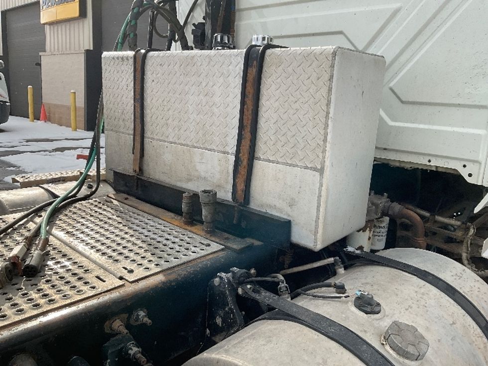 Day Cab Tractor-Heavy Duty Tractors-International-2020-LT625-La Porte-IN-337,594\n\t\tmiles-$ 32,750 - Image 18