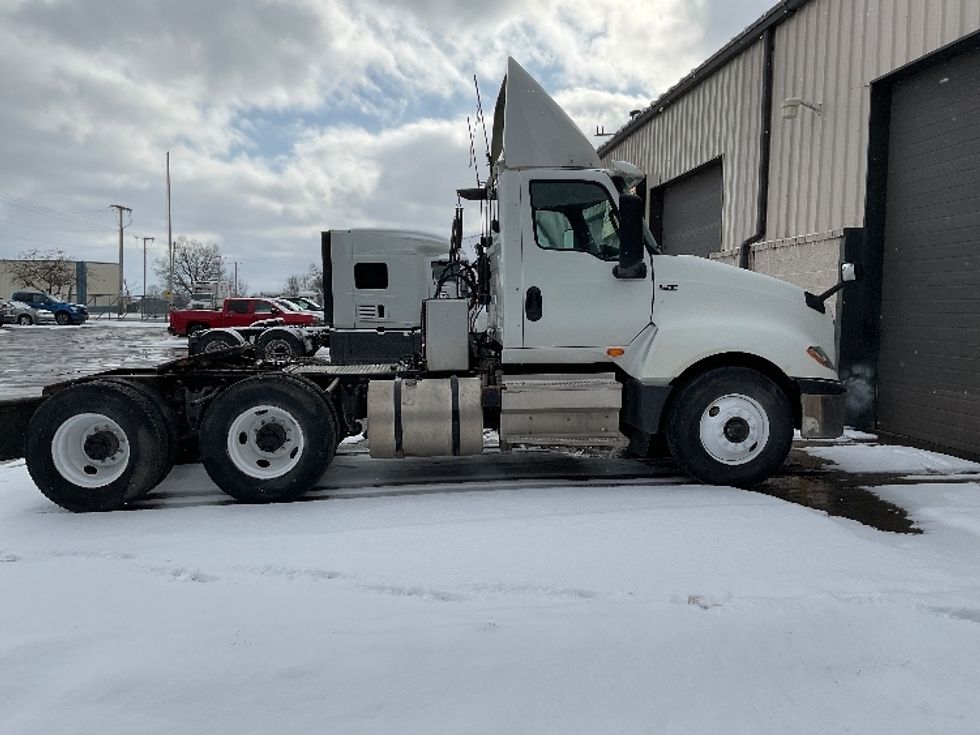 Day Cab Tractor-Heavy Duty Tractors-International-2020-LT625-La Porte-IN-337,594\n\t\tmiles-$ 32,750 - Image 8