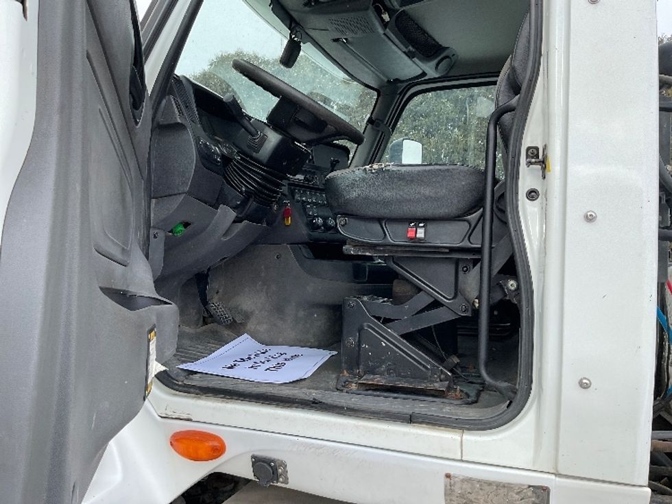 Day Cab Tractor-Heavy Duty Tractors-International-2020-LT625-La Porte-IN-337,594\n\t\tmiles-$ 32,750 - Image 9