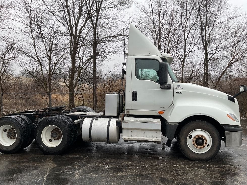 Day Cab Tractor-Heavy Duty Tractors-International-2020-LT625-La Porte-IN-392,217\n\t\tmiles-$ 29,500 - Image 8