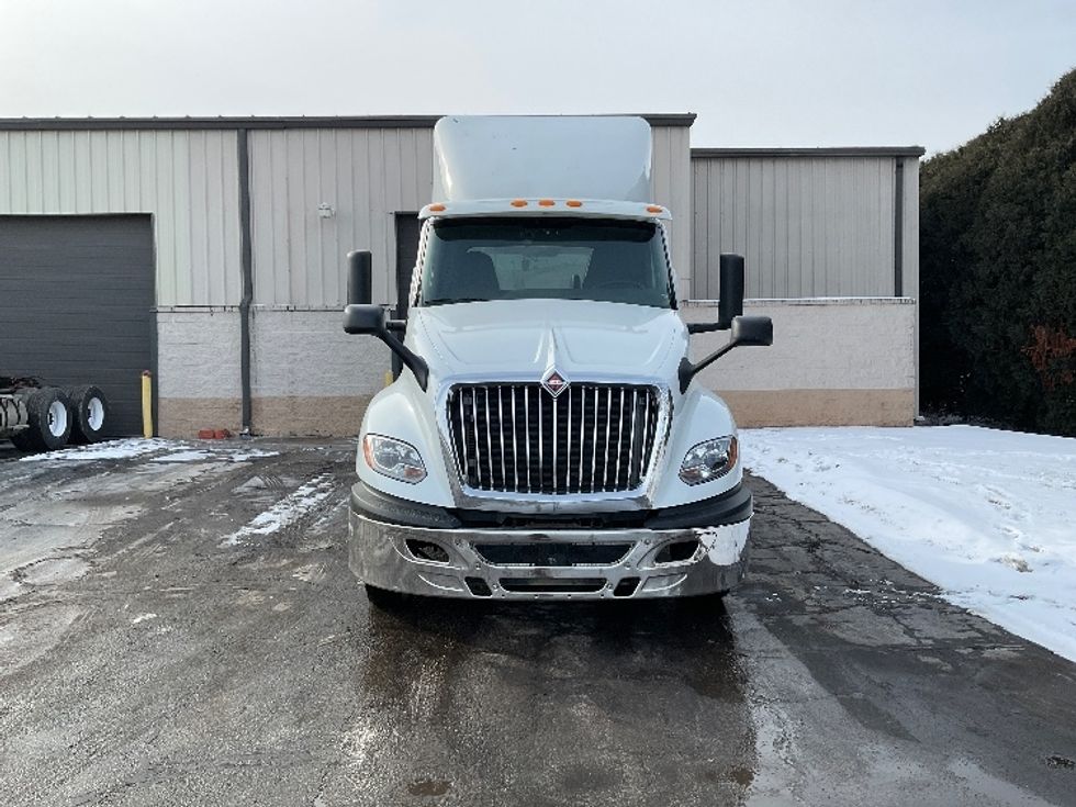 Day Cab Tractor-Heavy Duty Tractors-International-2020-LT625-La Porte-IN-396,500\n\t\tmiles-$ 29,250 - Image 2
