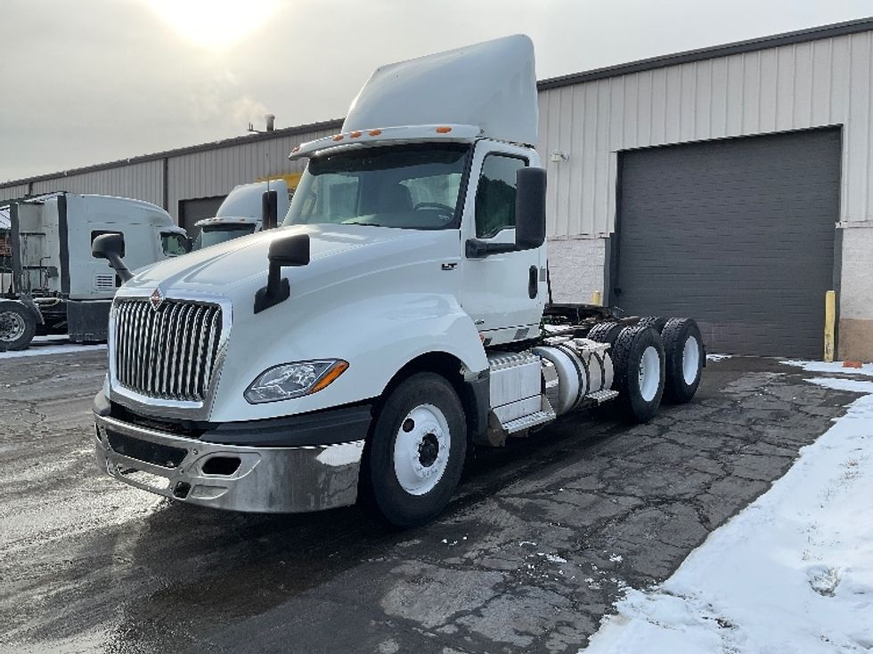 Day Cab Tractor-Heavy Duty Tractors-International-2020-LT625-La Porte-IN-396,500\n\t\tmiles-$ 29,250 - Image 3