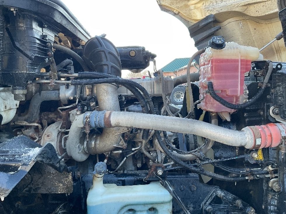 Day Cab Tractor-Heavy Duty Tractors-International-2020-LT625-La Porte-IN-422,087\n\t\tmiles-$ 29,000 - Image 15