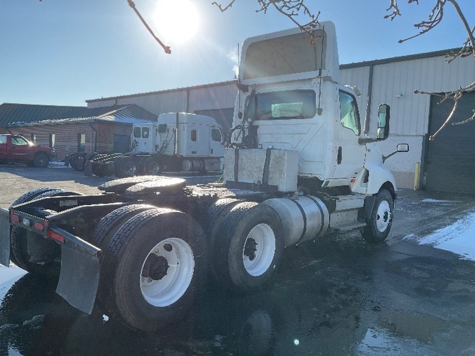 Day Cab Tractor-Heavy Duty Tractors-International-2020-LT625-La Porte-IN-422,087\n\t\tmiles-$ 29,000 - Image 7