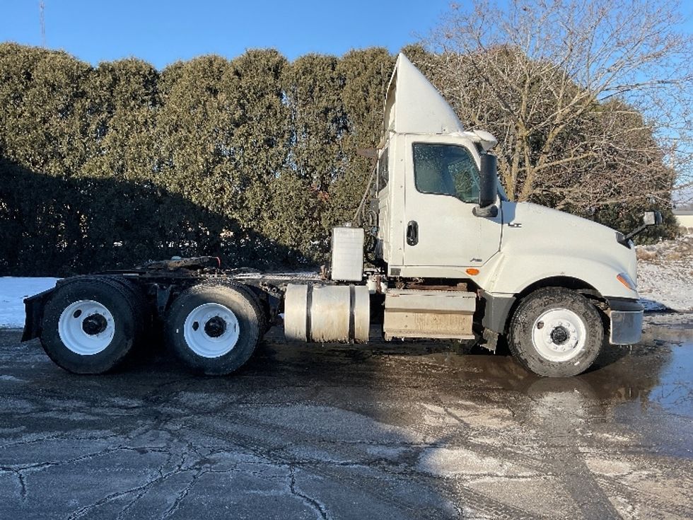 Day Cab Tractor-Heavy Duty Tractors-International-2020-LT625-La Porte-IN-422,087\n\t\tmiles-$ 29,000 - Image 8