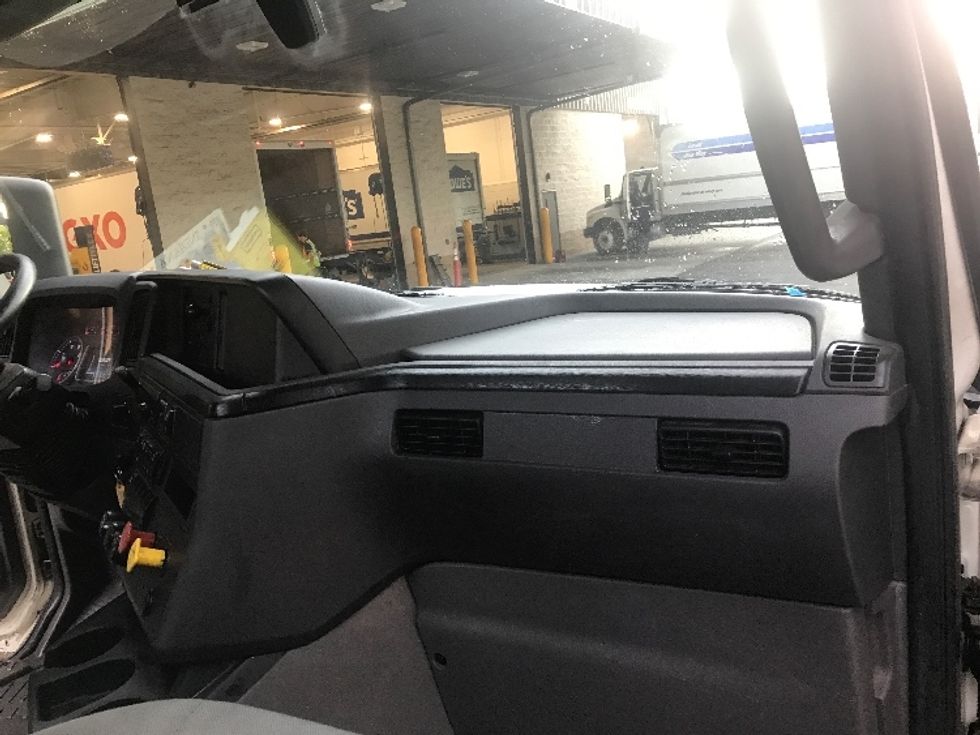 Day Cab Tractor-Heavy Duty Tractors-International-2020-LT625-Ladson-SC-254,530\n\t\tmiles-$ 37,750 - Image 10