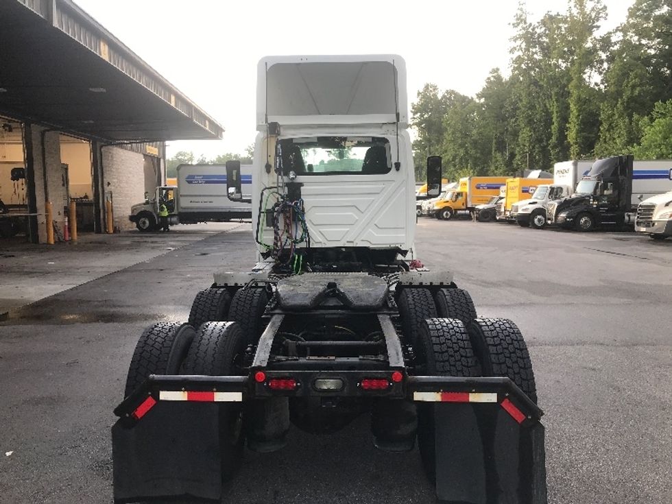 Day Cab Tractor-Heavy Duty Tractors-International-2020-LT625-Ladson-SC-254,530\n\t\tmiles-$ 37,750 - Image 3