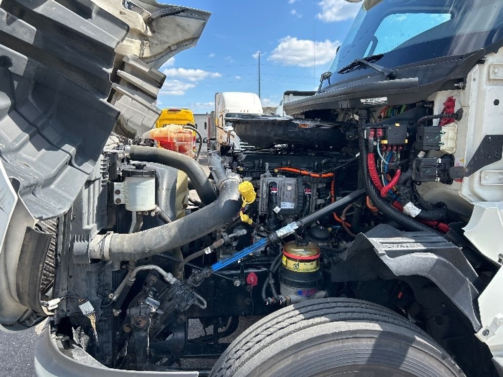 Day Cab Tractor-Heavy Duty Tractors-International-2020-LT625-Lansing-MI-247,658\n\t\tmiles-$ 32,000 - Image 15